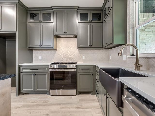 3013 Simmons Drive, Del City, OK 73115