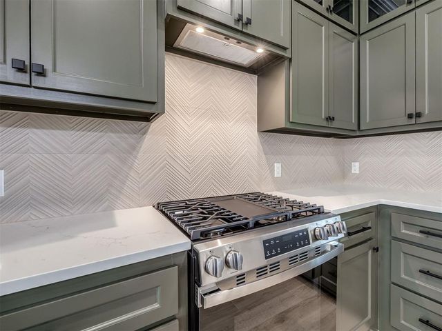 3013 Simmons Drive, Del City, OK 73115