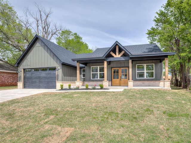 3013 Simmons Drive, Del City, OK 73115