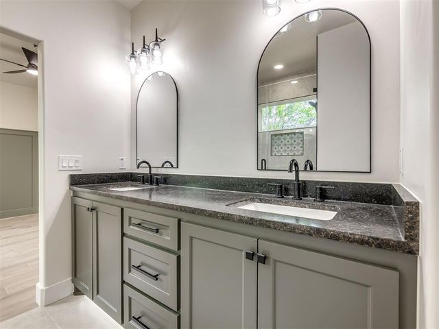 3013 Simmons Drive, Del City, OK 73115