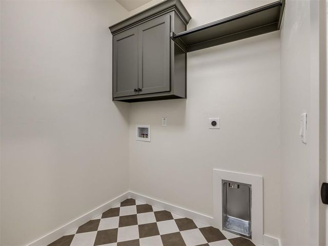 3013 Simmons Drive, Del City, OK 73115