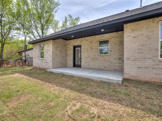 3013 Simmons Drive, Del City, OK 73115