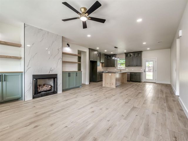 3013 Simmons Drive, Del City, OK 73115