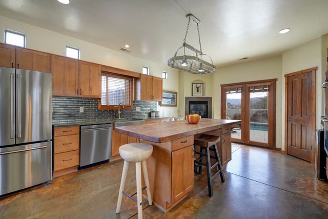 5531 Poblanos Court NW, Albuquerque, NM 87107