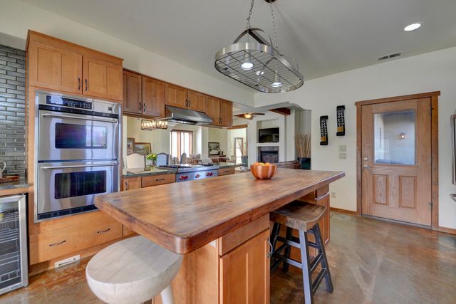 5531 Poblanos Court NW, Albuquerque, NM 87107