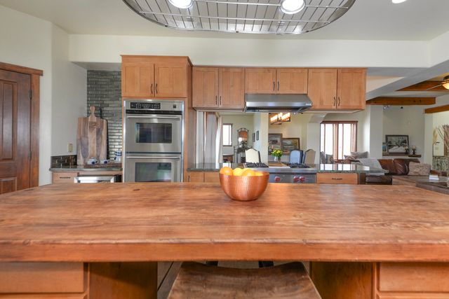 5531 Poblanos Court NW, Albuquerque, NM 87107