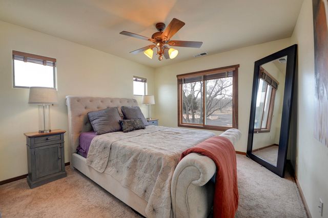 5531 Poblanos Court NW, Albuquerque, NM 87107