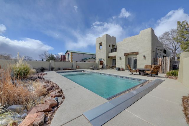 5531 Poblanos Court NW, Albuquerque, NM 87107