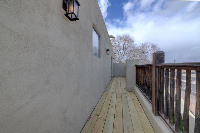 5531 Poblanos Court NW, Albuquerque, NM 87107