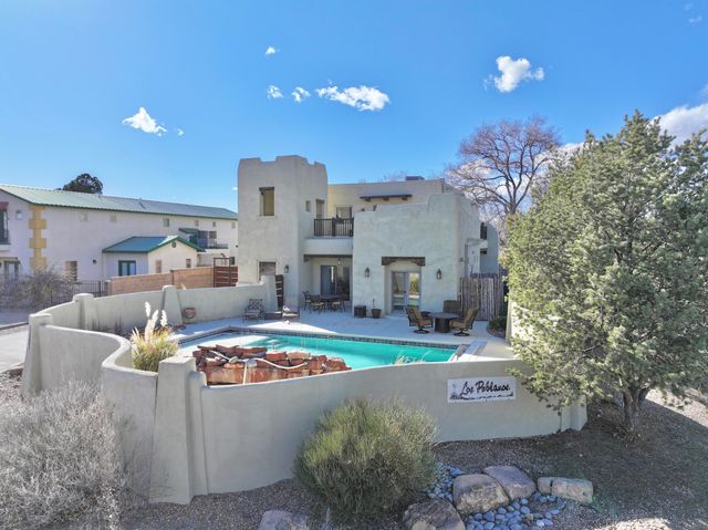 5531 Poblanos Court NW, Albuquerque, NM 87107