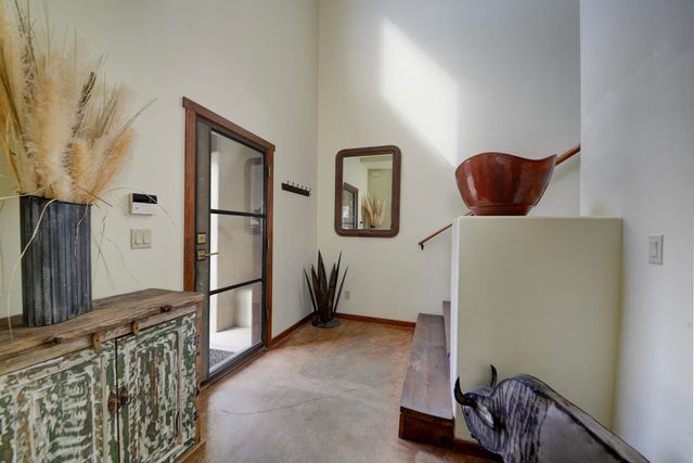 5531 Poblanos Court NW, Albuquerque, NM 87107