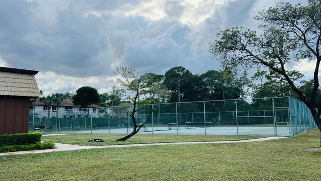 4205 Oak Terrace Drive 4205, Greenacres, FL 33463