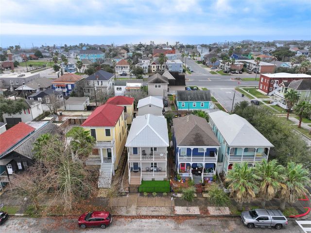 1021 Sealy Street, Galveston, TX 77550