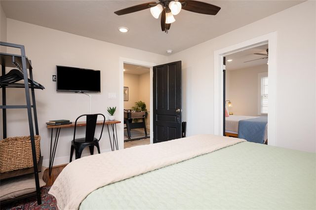 1021 Sealy Street, Galveston, TX 77550