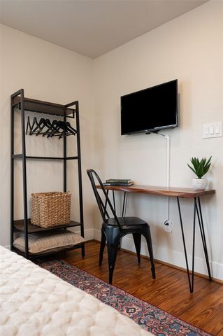 1021 Sealy Street, Galveston, TX 77550