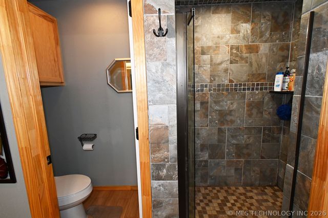 449272 E 982 Road, Vian, OK 74962