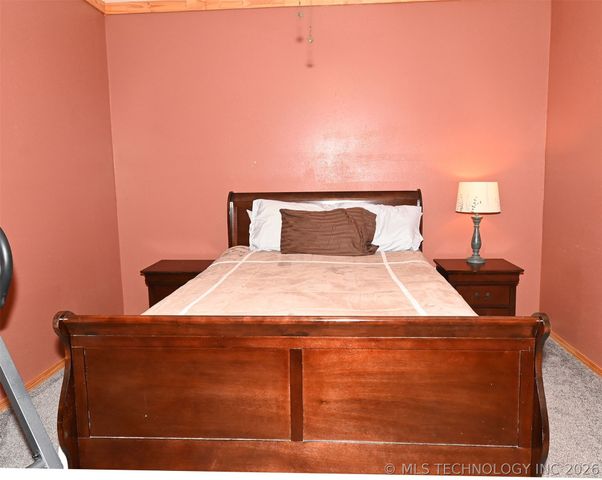 449272 E 982 Road, Vian, OK 74962