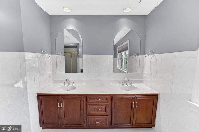 3500 MANOR RD, Bethlehem, PA 18020