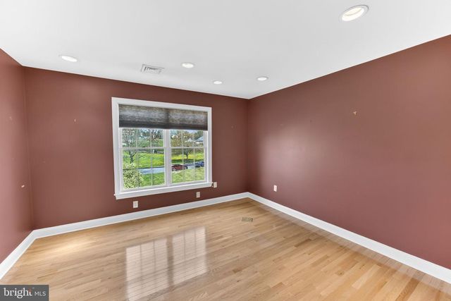 3500 MANOR RD, Bethlehem, PA 18020