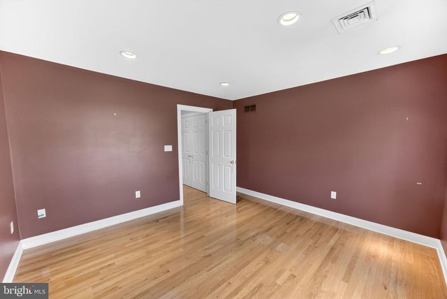 3500 MANOR RD, Bethlehem, PA 18020