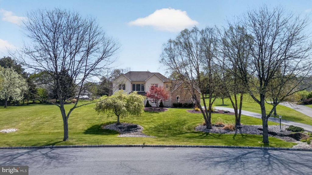 3500 MANOR RD, Bethlehem, PA 18020