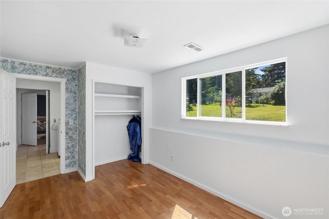 31229 10th Avenue S, Federal Way, WA 98003