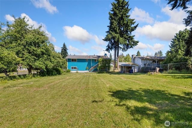 31229 10th Avenue S, Federal Way, WA 98003