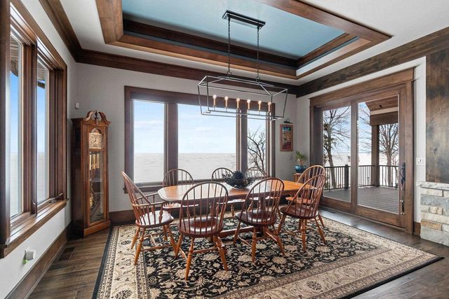 5229 EDGEWATER BEACH ROAD, Green Bay, WI 54311