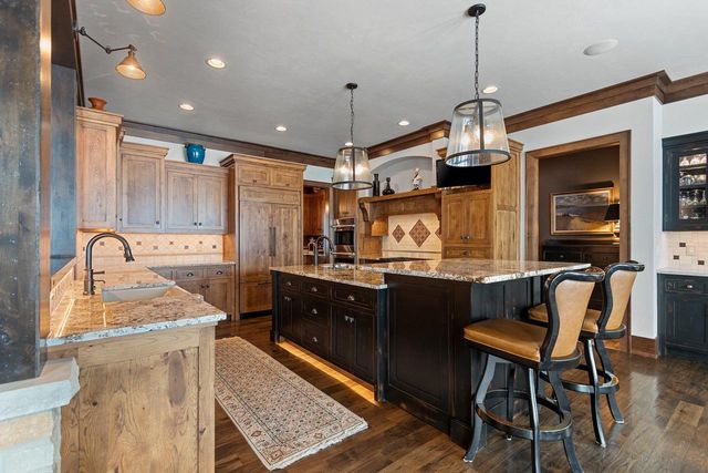 5229 EDGEWATER BEACH ROAD, Green Bay, WI 54311