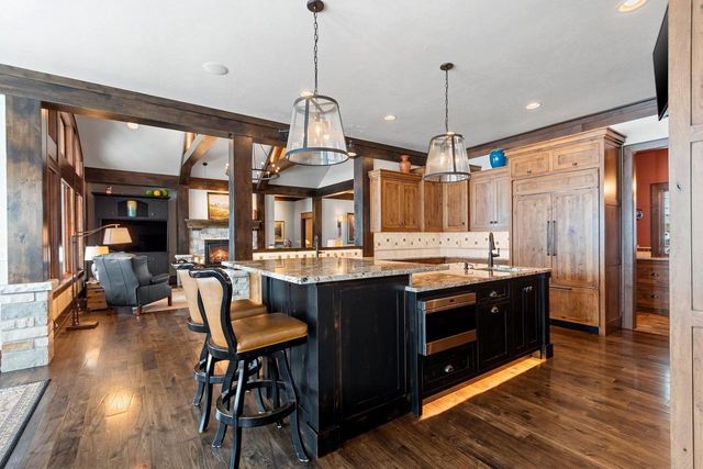 5229 EDGEWATER BEACH ROAD, Green Bay, WI 54311