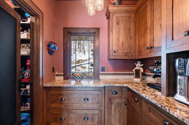 5229 EDGEWATER BEACH ROAD, Green Bay, WI 54311