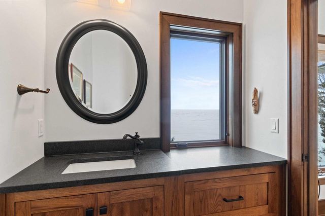 5229 EDGEWATER BEACH ROAD, Green Bay, WI 54311