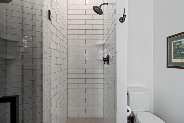 5229 EDGEWATER BEACH ROAD, Green Bay, WI 54311