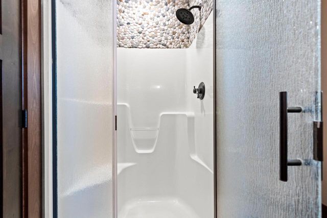 5229 EDGEWATER BEACH ROAD, Green Bay, WI 54311