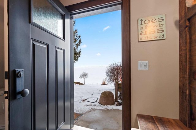 5229 EDGEWATER BEACH ROAD, Green Bay, WI 54311