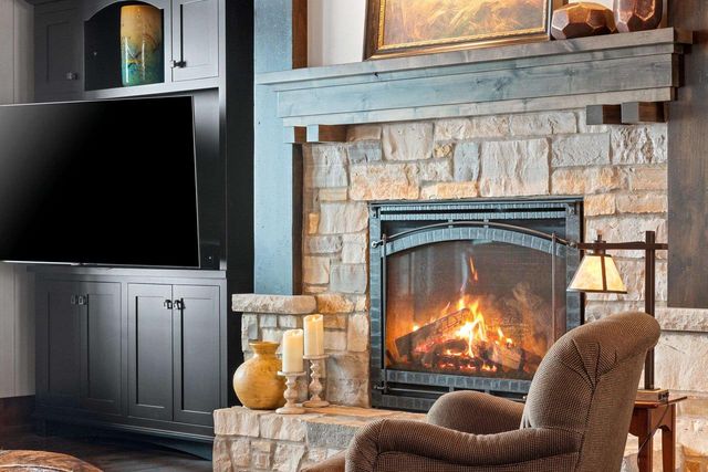 5229 EDGEWATER BEACH ROAD, Green Bay, WI 54311