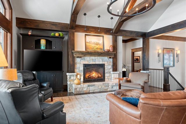 5229 EDGEWATER BEACH ROAD, Green Bay, WI 54311