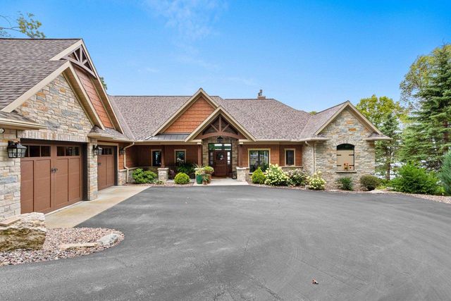 5229 EDGEWATER BEACH ROAD, Green Bay, WI 54311