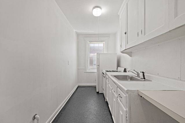 68 Linden St 49, Everett, MA 02149