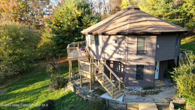 286 Tommy Trail, Athens, NY 12015