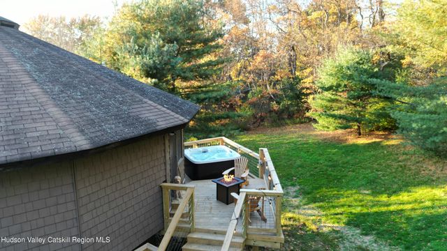 286 Tommy Trail, Athens, NY 12015