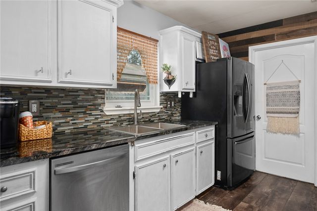 6934 Dundee Dr, Corpus Christi, TX 78413