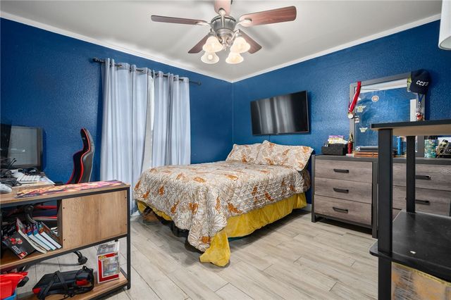 6934 Dundee Dr, Corpus Christi, TX 78413