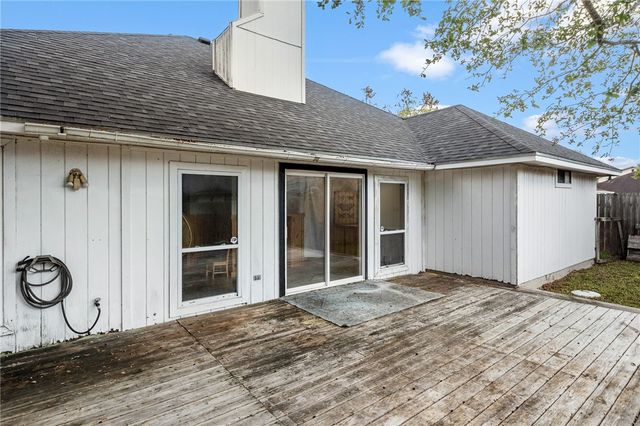 6934 Dundee Dr, Corpus Christi, TX 78413