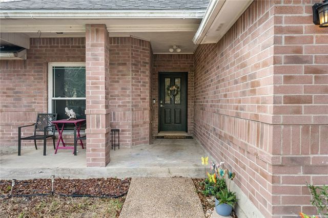 6934 Dundee Dr, Corpus Christi, TX 78413