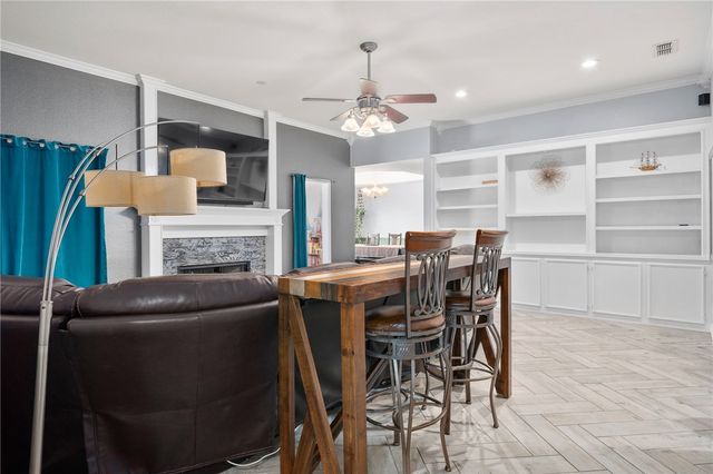 6934 Dundee Dr, Corpus Christi, TX 78413