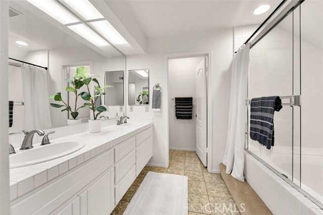 32 Lehigh Aisle, Irvine, CA 92612