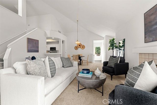 32 Lehigh Aisle, Irvine, CA 92612