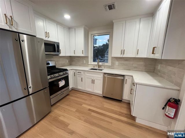 210 Waldo Place 2, Englewood, NJ 07631