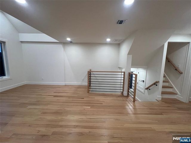 210 Waldo Place 2, Englewood, NJ 07631